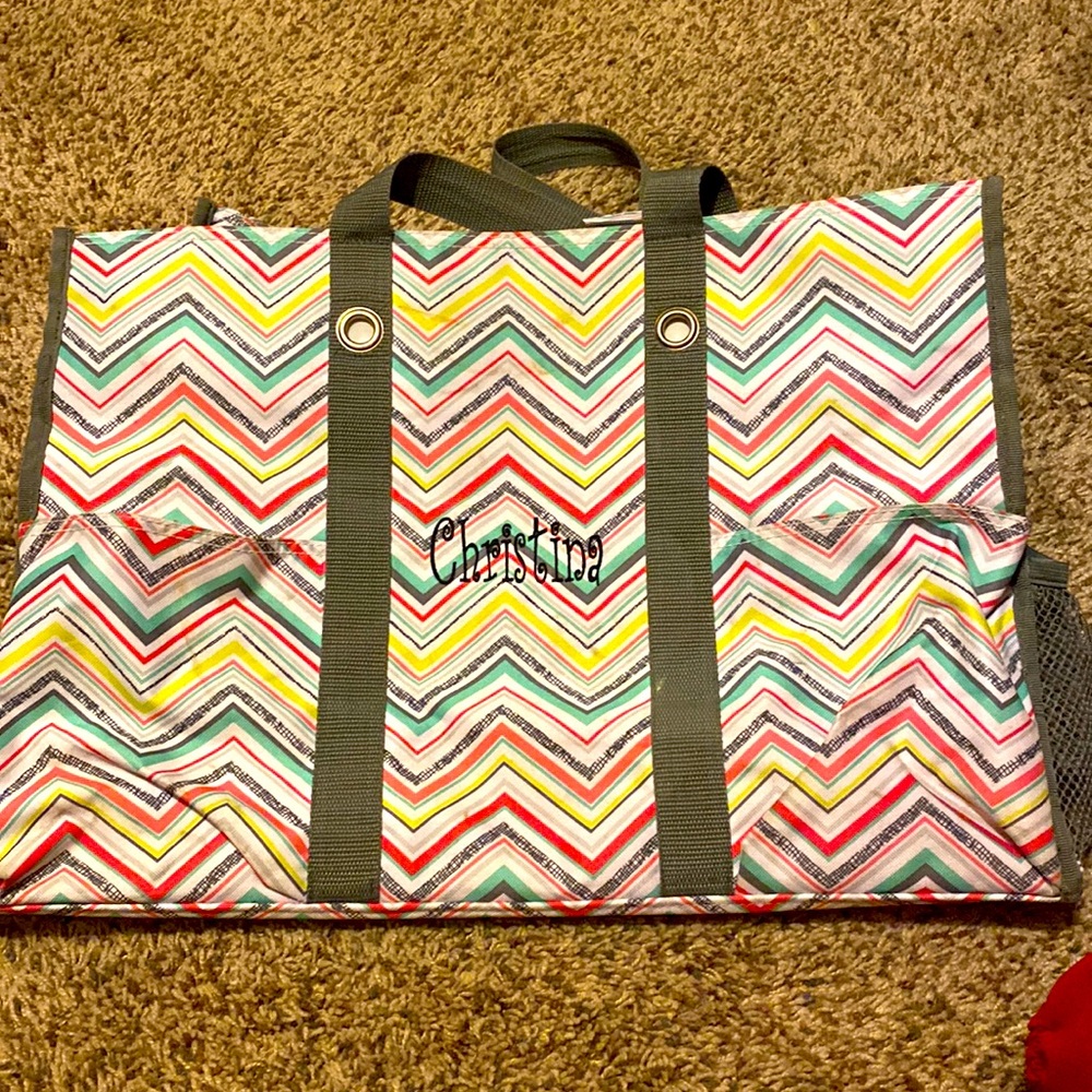 Thirty one monogrammed Christina bag extra large zipper